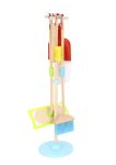ATTREZZI PULIZIA LEGNO TOOKY TOY CM.25X25X79 TF436