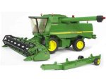 MIETITRICE JOHN DEERE COMBINE 02132